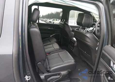 2024 Jeep Wagoneer L Series Iii 4X4 z USA, uszkodzony, nr VIN 1C4SJSDP7RS168647